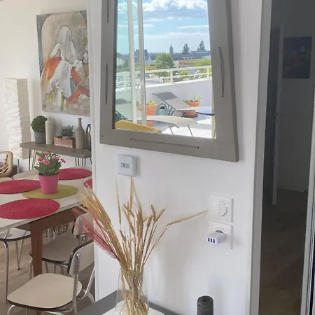 8 Pers Gare Roof Standing Traversant 4 * Vannes